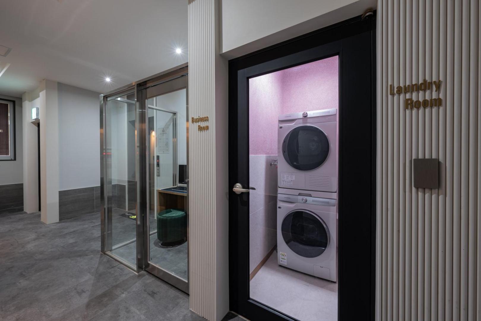 H-Avenue Hotel Munhyeon Busan Exterior photo